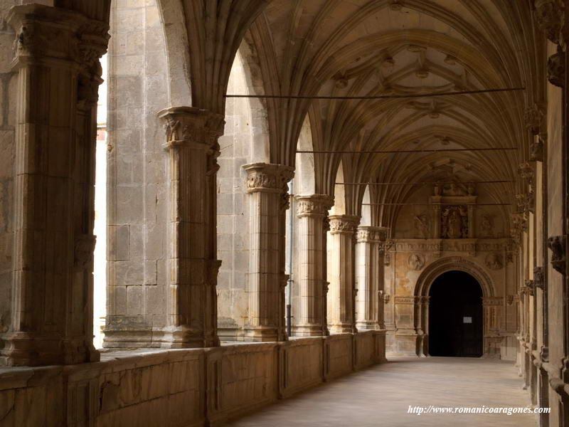 CLAUSTRO PLATERESCO XVI